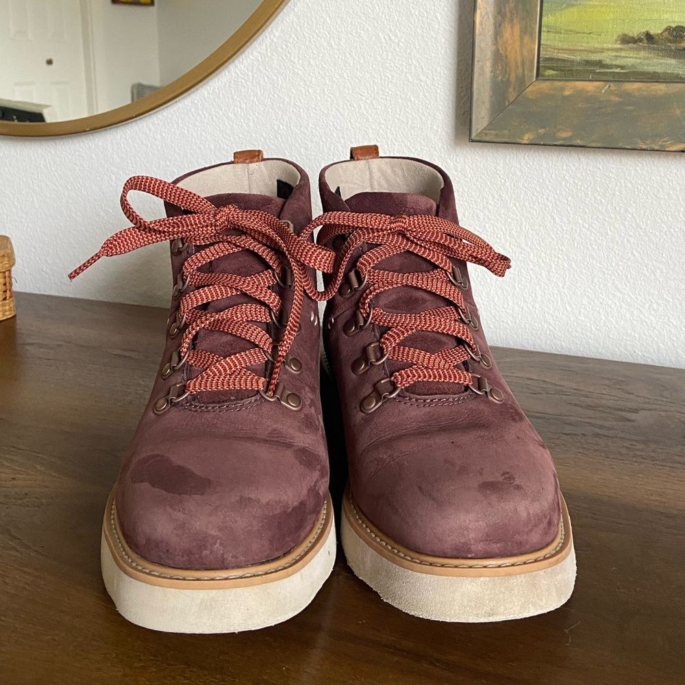 Kodiak Suede Lace-up Boots Size 9 Saucer Alpine Dark Burgundy